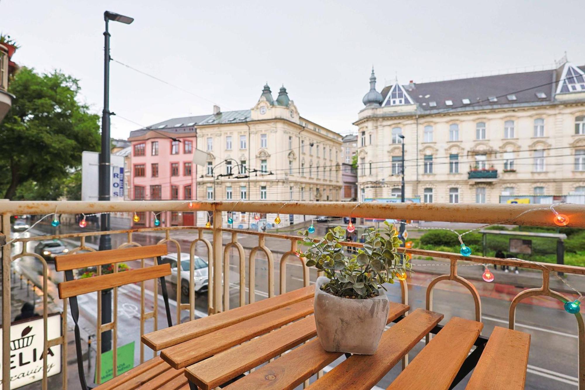 Apartament Charming Old Town Family Retreat Bratysława Zewnętrze zdjęcie